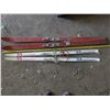 Image 1 : (2) Pairs Vintage Skis
