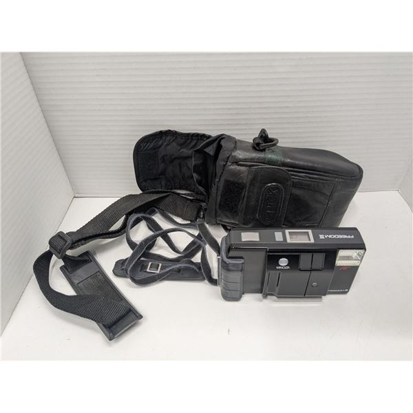 Vintage Minolta Freedom III Camera w/ Case