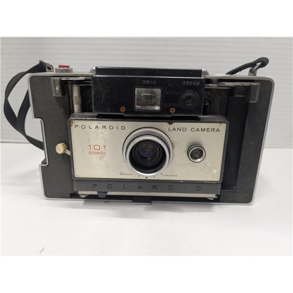 Vintage Polaroid 101 Automatic Land Camera
