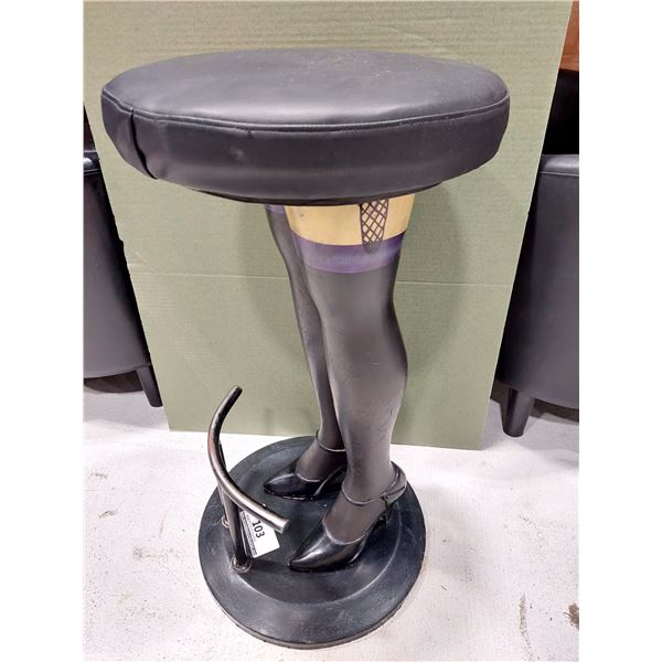 TABOURET DE BAR "JAMBES DE FEMME" SIÈGE SIMILICUIR NOIR