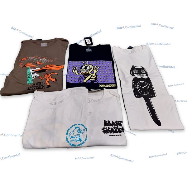 LOT DE 5 T-SHIRTS BLAST SKATES ET PORTAL DIMENSION ASSORTIS GRANDEUR: 2XL, (NEUFS)