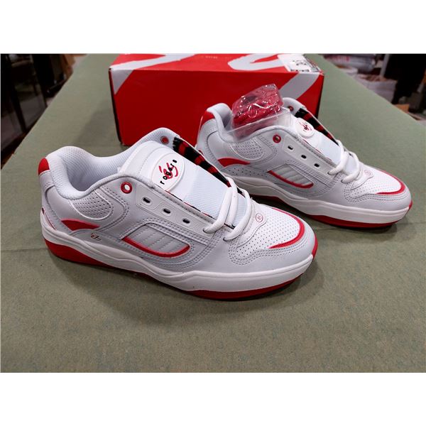 PAIRE DE SOULIERS 8.5 ES TJ ROGERS BLANC ET ROUGE, (NEUVE)