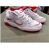 Image 1 : PAIRE DE SOULIERS 9 ES TJ ROGERS BLANC ET ROUGE, (NEUVE)