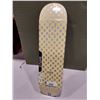 Image 1 : PLANCHE DE SKATE 8.125 X 31.75 PLAN B LEW HOLOGRAPHIC GIRAUD, (NEUVE)