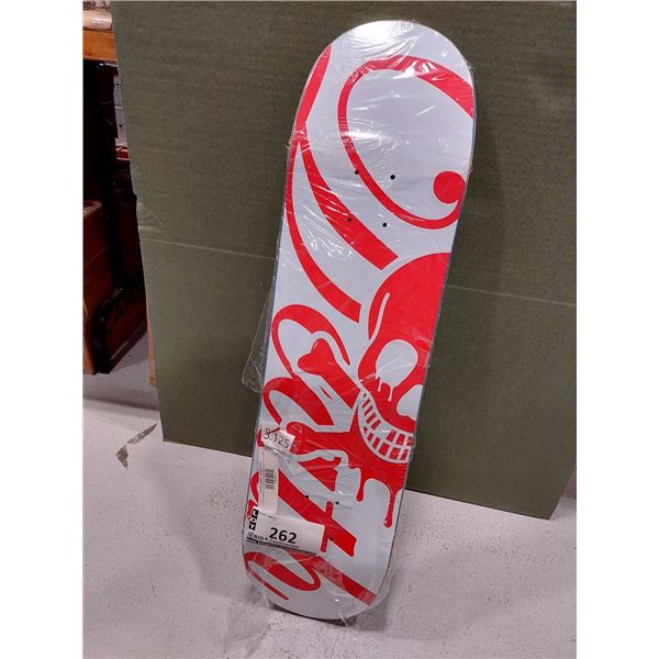 PLANCHE DE SKATE 8.125 X 31.95 DEATH SKATEBOARDS SCRIPT RED, (NEUVE)