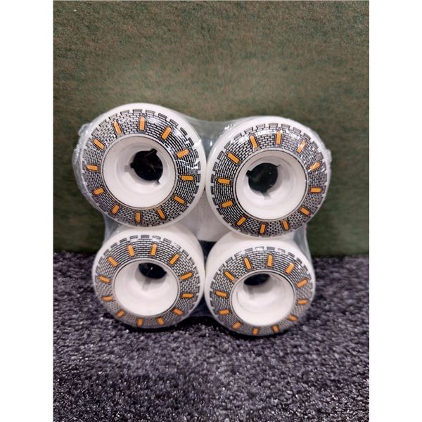 LOT DE 2 ENSEMBLES DE ROUES 54 MM 78A PORTLAND TABORS, (NEUFS)