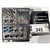 Image 1 : LOT DE 2 APPAREILS AUDIO ASSORTIS: TABLE DE MIXAGE MACKIE 402VLZ4 ET AMPLIFICATEUR HI-FI