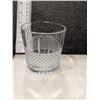 Image 1 : LOT DE 23 VERRES À WHISKY EN CRISTAL TAILLÉ