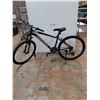 Image 1 : *Diamondback Moonraker Bicycle - 27.5" Rims, Pickup Only