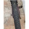 Image 4 : *Diamondback Moonraker Bicycle - 27.5" Rims, Pickup Only