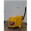 Image 1 : *Libman Mop Bucket (14x21x19"), Pickup Only