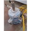 Image 4 : *Industrial Mixer w/ Crossbar Mount - Tested, Pickup Only