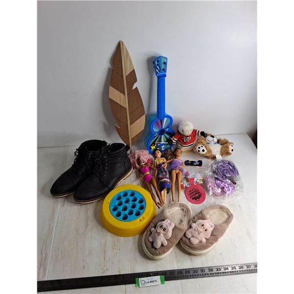 Men's Shoes - Size 8, Barbies,Stuffed Toys, Misc.