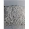 Image 5 : 76" x 18" Faux Fur Rug, Makeup Accessories, Pregnancy Test, Toys, Misc.