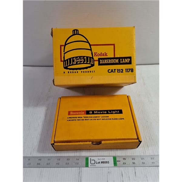 Kodak Darkroom Lamp and 8 Movie Light-as is