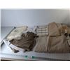 Image 1 : Pillowcases, Queen Bedskirt, Approx. Twin Flatsheets, Misc.