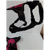 Image 5 : (4) Black and Pink Large Dog Harnesses
