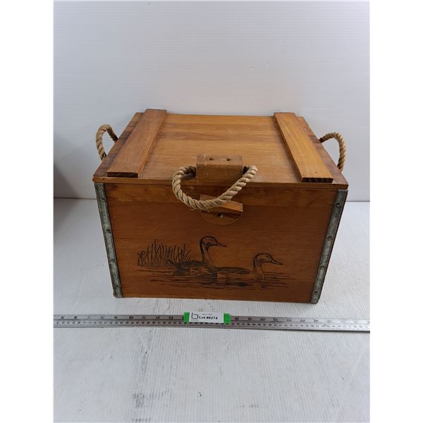 Wooden Cooler Box With Built-In Styrofoam 16.5"14.5"x11", Pickup Only