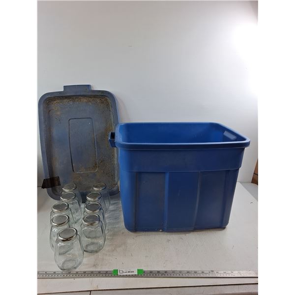 (9) Glass Hexagonal Jar, Rubbermaid Tote, Pickup Only