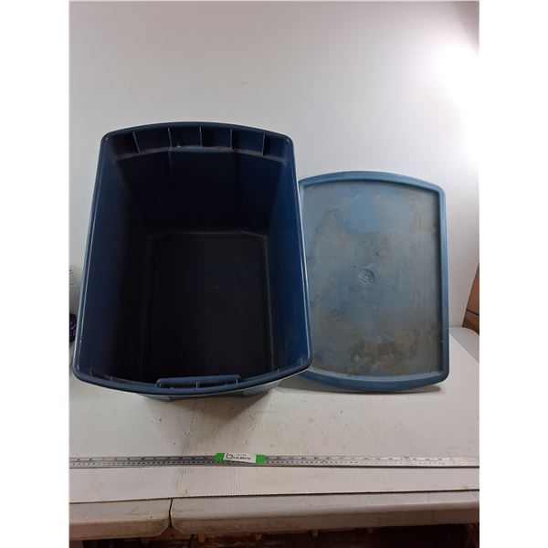 * Blue Holiday Tote 24 1/4"x17 1/4"x15 3/4", Pickup Only