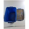 Image 1 : * Blue Rubbermaid Tote 21"x15"x16 1/4", Pickup Only