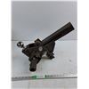 Image 1 : Trailer Hitch 2- 5/16", Pickup Only