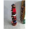 Image 3 : Stacking Nutcracker Festive Statue - 19" Tall