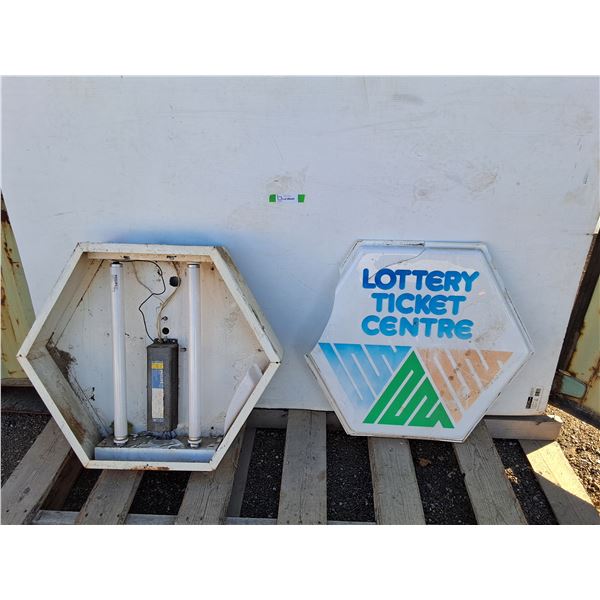 **Lottery Ticket Centre 26" x 26" - Can't Ship