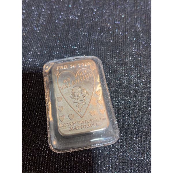 National 1982 Be My Valentine 1oz .999+ Fine Silver Bar in Plastic Case