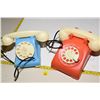 Image 1 : Old Toy Phones