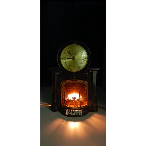 Master Crafters Fireplace Novelty Clock (Runs & Works, needs Oiling)