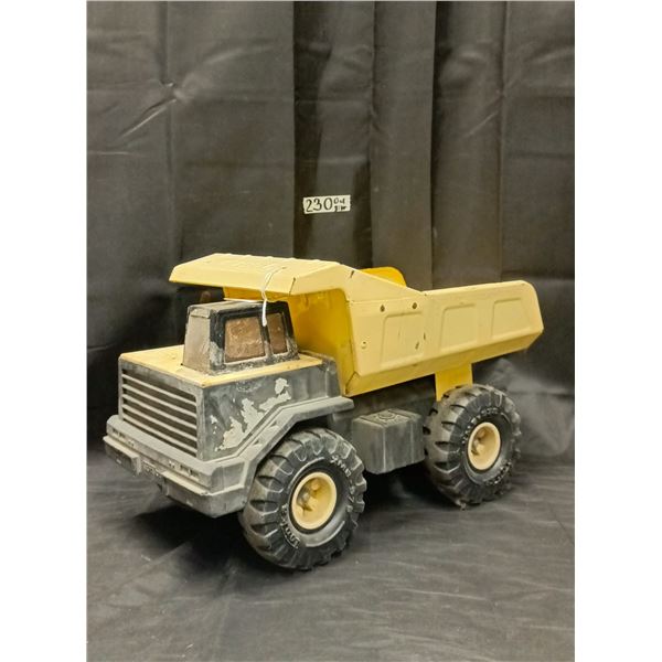 Large Metal Tonka Truck