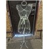Image 1 : Dress Form