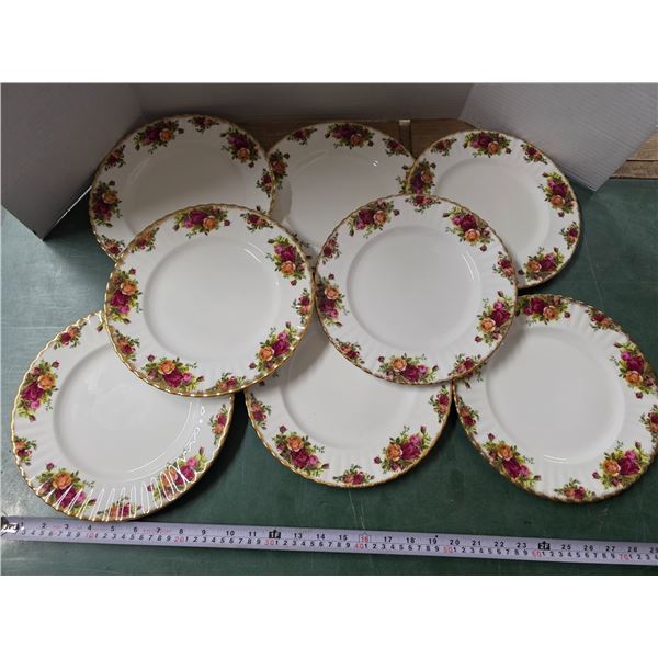 (8) Royal Albert Old Country Roses Bone China Dinner Plates, 10”