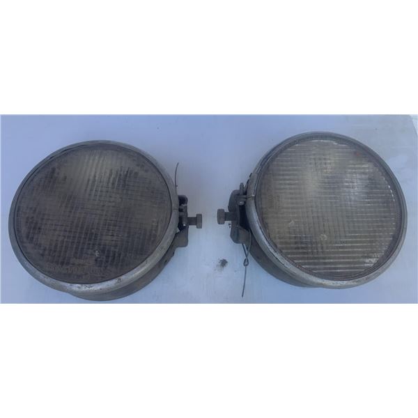 Set of Two Flat Lens Catapillar/Tractor Lights