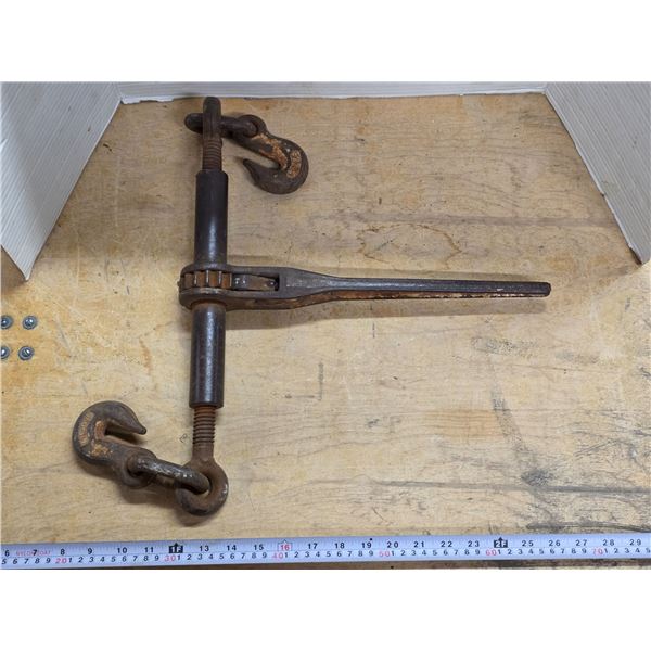Chain Tightener