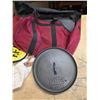 Image 2 : Bags and Ridgeway Cast Iron Lid