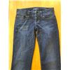 Image 8 : (3) Pairs Guess Ladies Jeans, Good Condition - Size 25