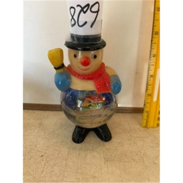 Vintage 6” Christmas “Frosty” Snow Dome