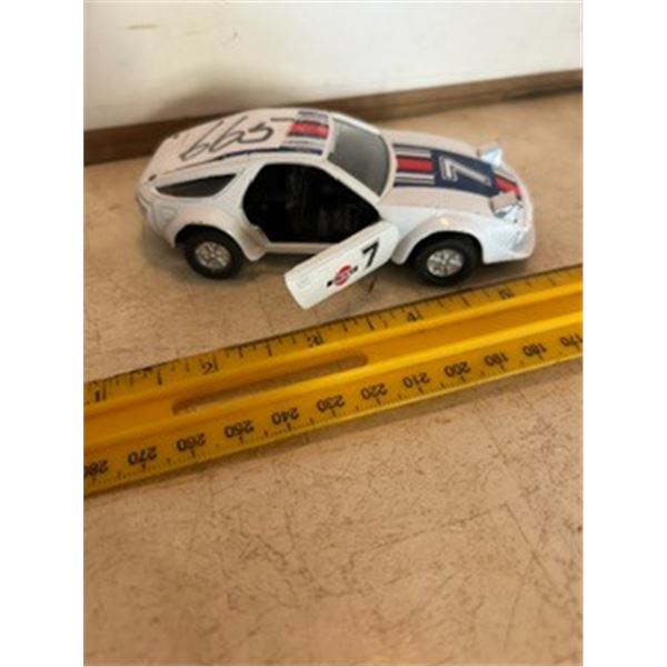 Vintage Pull-Back Porche 928 Diecast Car
