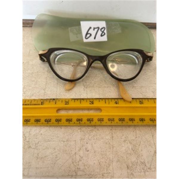 1950’s Ladies Glasses