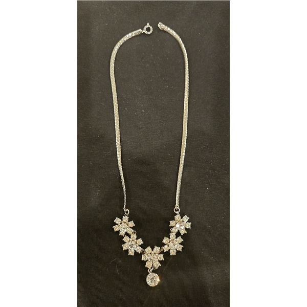 Vintage rhinestone necklace, 16" long. Exc. Cond.  No missing stones