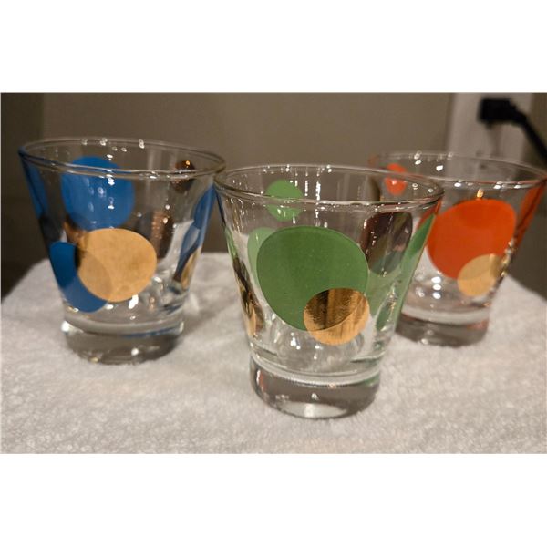 Russel Wright Eclipse Bartlett Collins cocktail/shot glasses.  Exc. condition, paint is very good.  