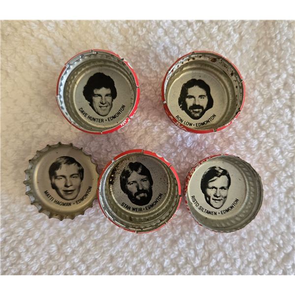 Lot of 5 vintage 1980 - 1981 Pepsi-Cola NHL hockey bottle caps - Edmonton Oilers