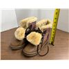 Image 1 : Women's Snow Shoes- Length 9.5.