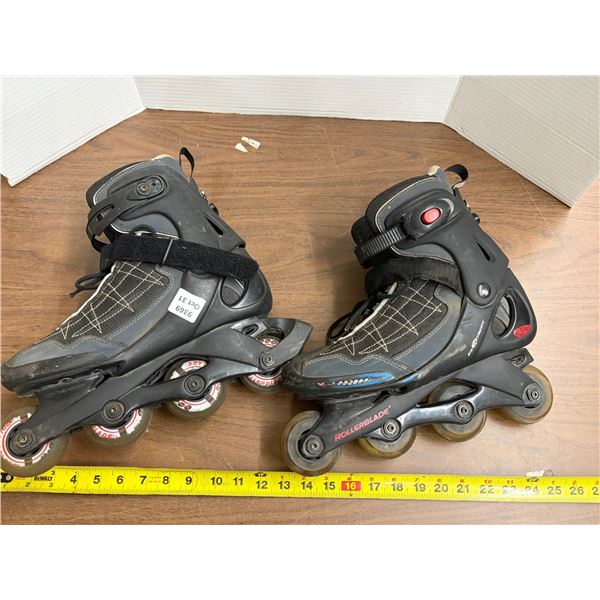 Pair of black and gray Rollerblade Pro 05 inline fitness skates.
