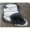Image 4 : Hockey Gear Lot