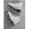 Image 5 : (2) Pairs Ladies Skates – Size 9 & ?
