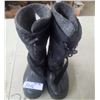 Image 1 : Winter Boots - Size 6