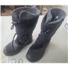Image 2 : Winter Boots - Size 6